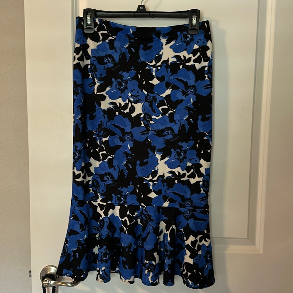 Courtenay Blue and Black Pencil Skirt with Flared Hem Size Small